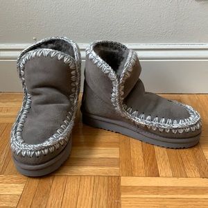 MOU grey shearling ankle boots
